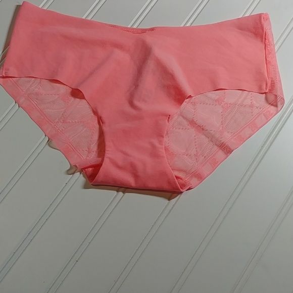 3/$25.- VS Seamless Coral Hipster Panty - Picture 4 of 8